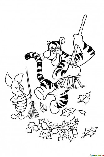 Тигра и Пятачок убирают листья